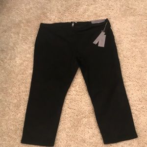 Women’s capris